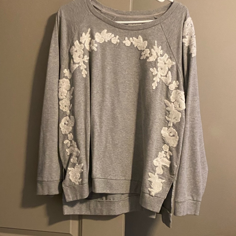 Lucky Brand Swaetshirt
